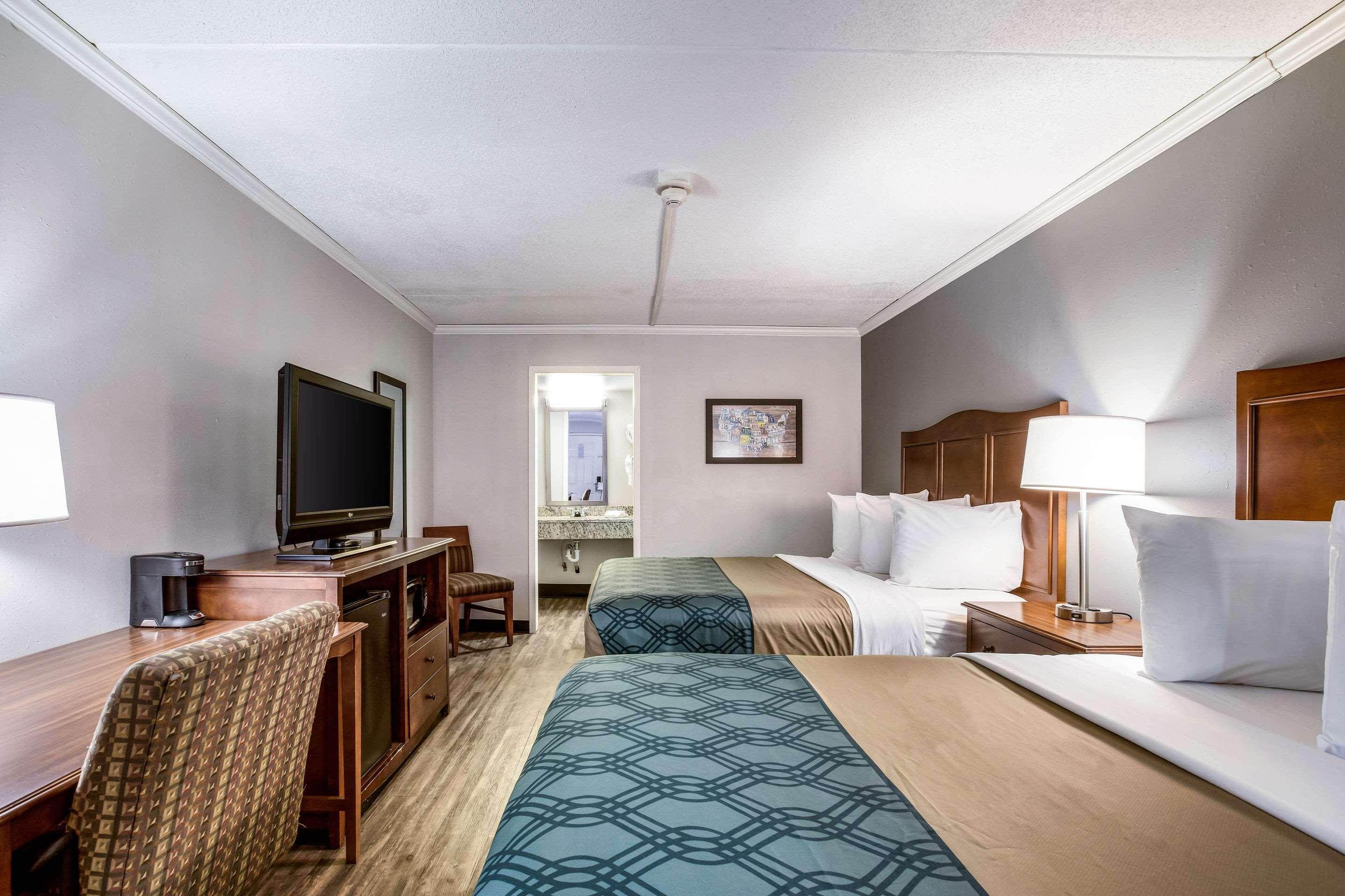 Travelodge By Wyndham Canton-Livonia Area, Mi Экстерьер фото
