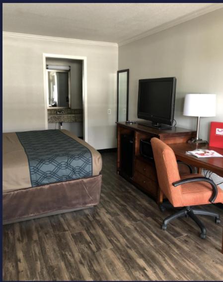 Travelodge By Wyndham Canton-Livonia Area, Mi Экстерьер фото
